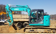  Kobelco SK140SRLC-5